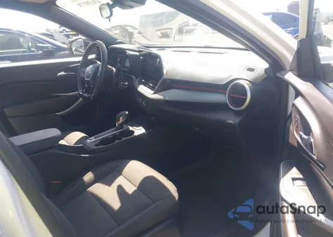 2024 Chevrolet Trax Fwd 1Rs z USA, uszkodzony, nr VIN KL77LGE26RC229719